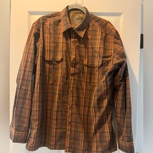 Men’s Kuhl button down